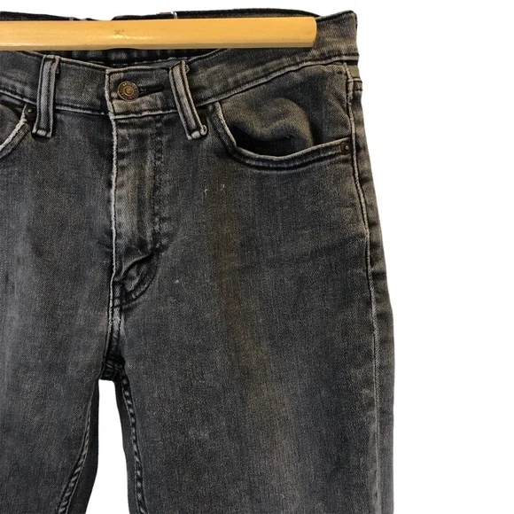 Distressed Levis 514 - Picture 4 of 7